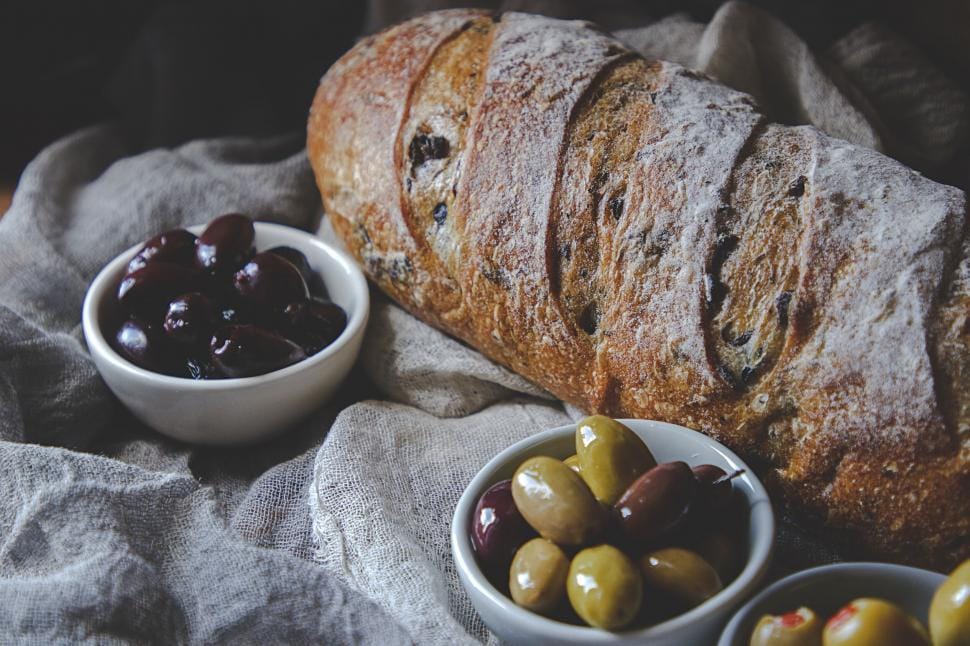 Zeytin ve ekmek